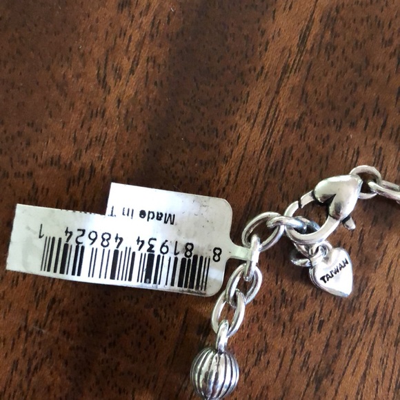 NWT Brighton retired “I Love Shoes” Charm Bracelet - Picture 6 of 12